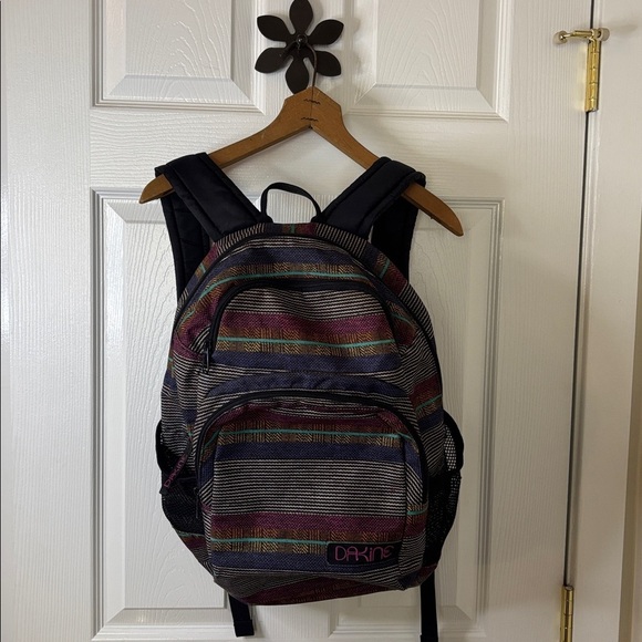 Dakine Large Multicolor Unisex Striped Backpack with Padded Back and Straps - Picture 1 of 13